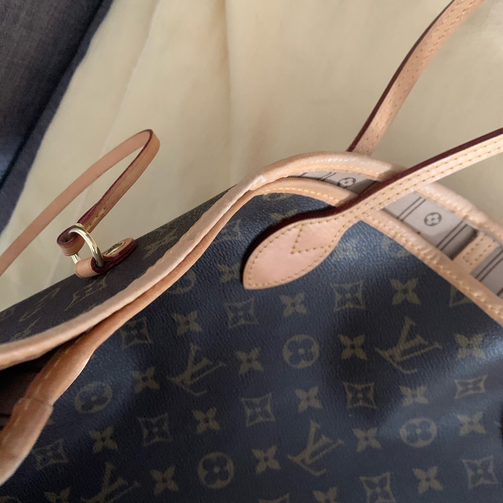 SOLD 💕 Louis Vuitton Neverfull GM - Authentic - Picture 15 of 16